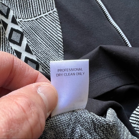 Yoana Baraschi Black & White Patterned Sheath Dress SzL - Picture 9 of 9